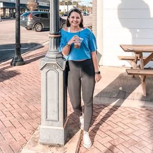 Meet your Posher, Skyler